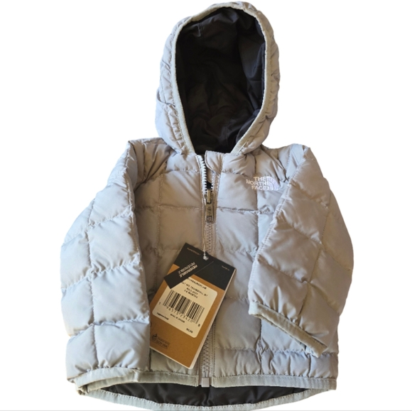 North Face Baby Reversible ThermoBall Hooded Jacket Grey 3-6 MOS  NWT - Picture 5 of 5